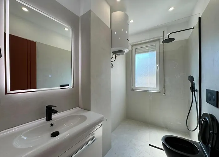 Botanic View Apartment Tirana